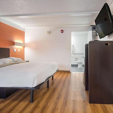 Motel 6-Fort Myers, Fl Норт-Форт-Майерс Экстерьер фото