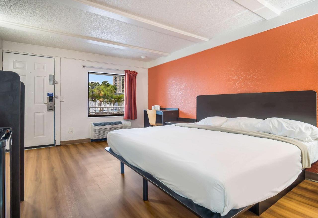 Motel 6-Fort Myers, Fl Норт-Форт-Майерс Экстерьер фото